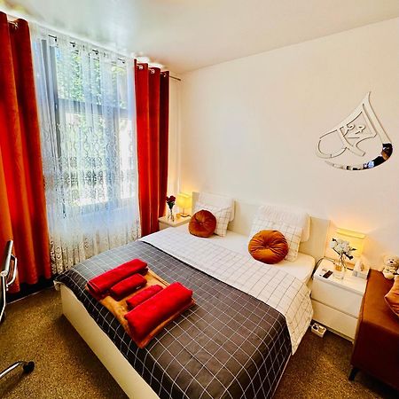 Lux Studio Appartment בריסל מראה חיצוני תמונה